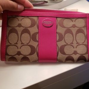 Coach wristlet